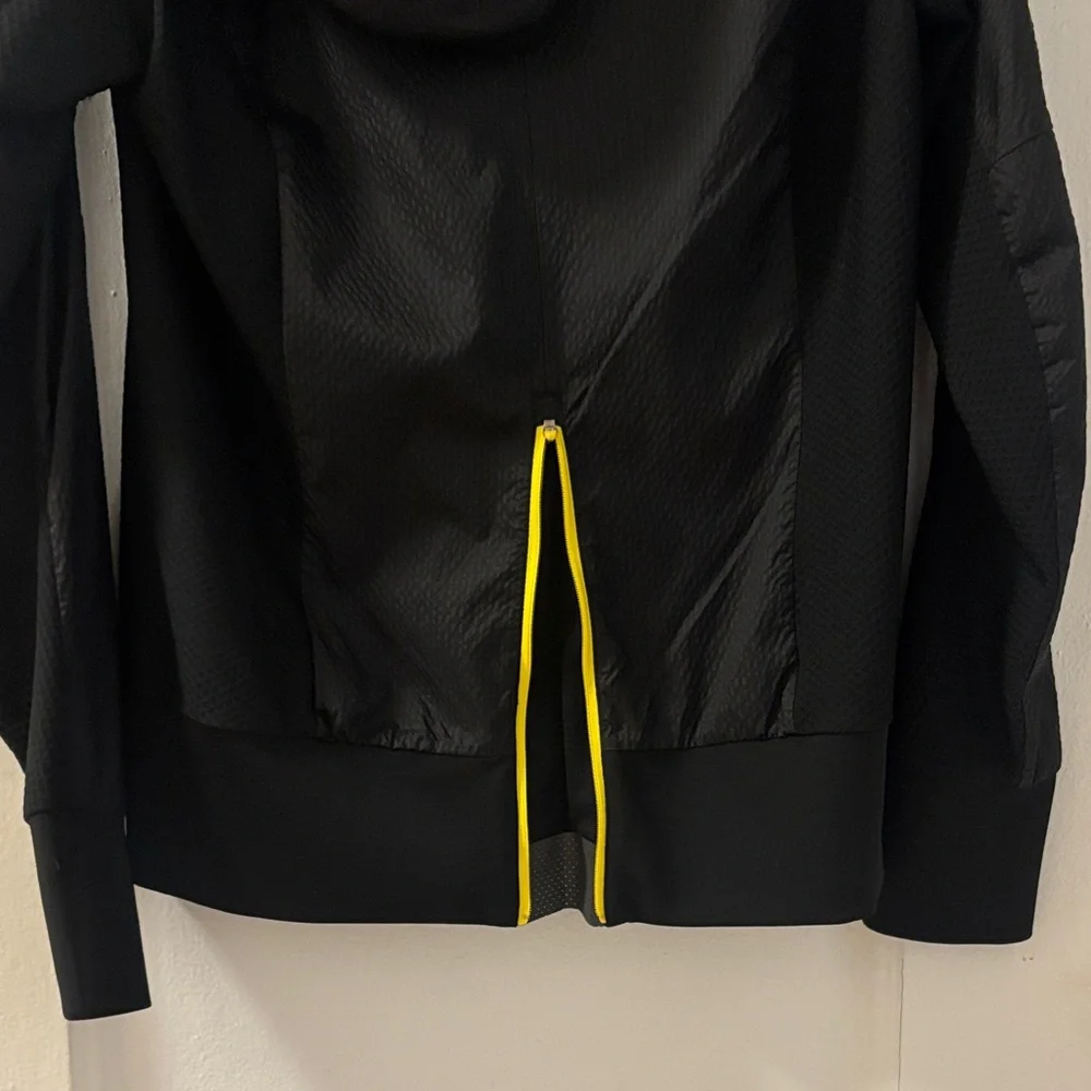 Adidas BAA Running Jacket - Picture 6 of 6